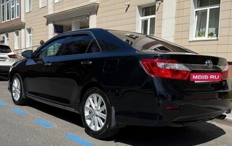 Toyota Camry, 2013 год, 1 800 000 рублей, 3 фотография