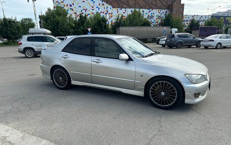 Toyota Altezza, 2002 год, 980 000 рублей, 10 фотография