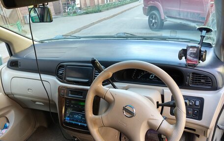 Nissan Liberty, 2002 год, 375 000 рублей, 8 фотография