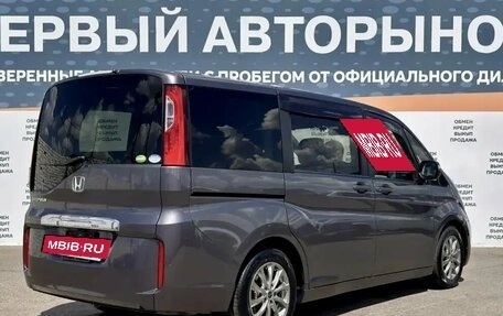 Honda Stepwgn IV, 2018 год, 1 820 000 рублей, 5 фотография
