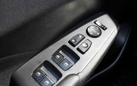 Hyundai Solaris II рестайлинг, 2017 год, 1 109 000 рублей, 12 фотография