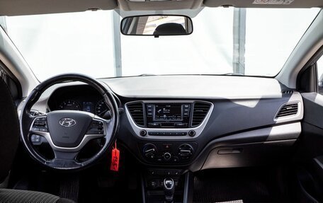 Hyundai Solaris II рестайлинг, 2017 год, 1 109 000 рублей, 17 фотография