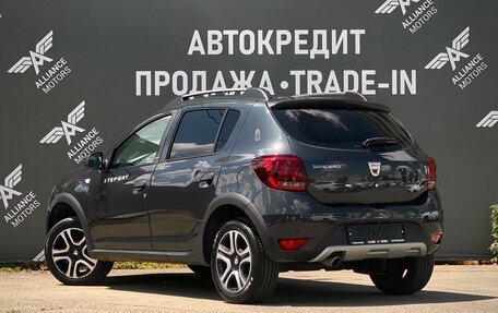 Dacia Sandero II, 2018 год, 875 000 рублей, 5 фотография