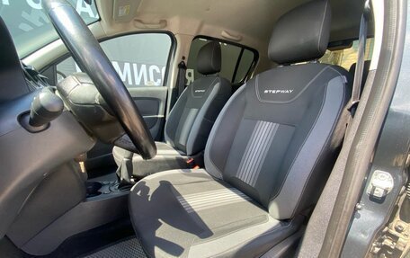 Dacia Sandero II, 2018 год, 875 000 рублей, 10 фотография