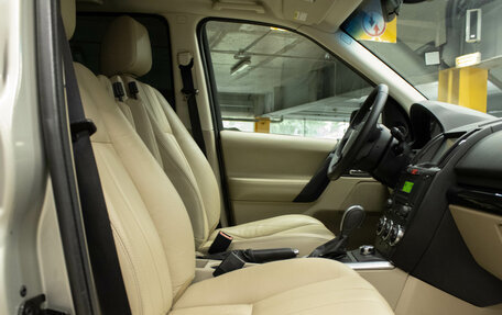 Land Rover Freelander II рестайлинг 2, 2011 год, 1 399 000 рублей, 11 фотография