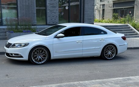 Volkswagen Passat CC I рестайлинг, 2013 год, 1 650 000 рублей, 2 фотография