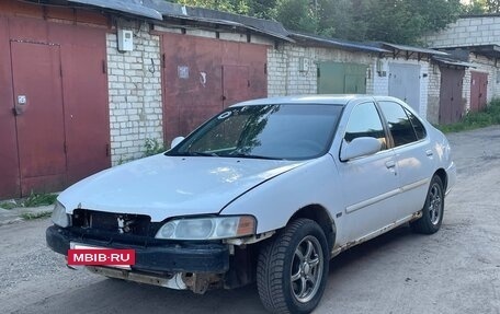 Nissan Altima III (L31) рестайлинг, 2001 год, 110 000 рублей, 3 фотография