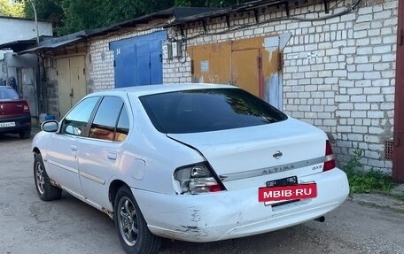 Nissan Altima III (L31) рестайлинг, 2001 год, 110 000 рублей, 5 фотография