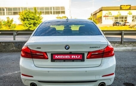 BMW 5 серия, 2017 год, 3 318 000 рублей, 6 фотография