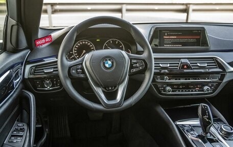 BMW 5 серия, 2017 год, 3 318 000 рублей, 14 фотография
