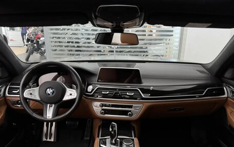 BMW 7 серия, 2020 год, 8 380 000 рублей, 18 фотография