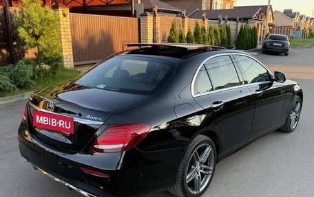 Mercedes-Benz E-Класс, 2017 год, 2 650 000 рублей, 8 фотография