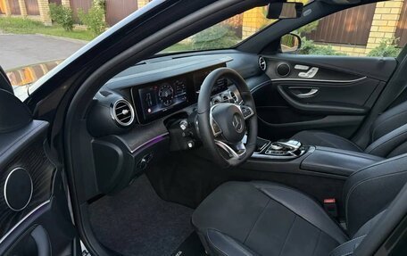 Mercedes-Benz E-Класс, 2017 год, 2 650 000 рублей, 15 фотография