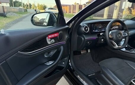 Mercedes-Benz E-Класс, 2017 год, 2 650 000 рублей, 16 фотография