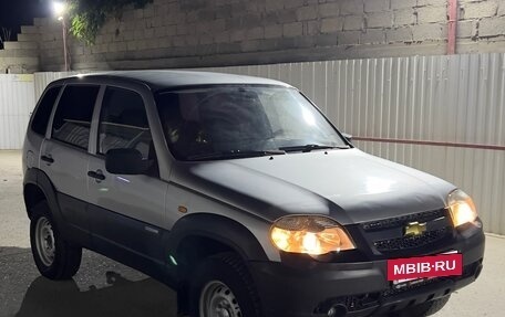 Chevrolet Niva I рестайлинг, 2010 год, 390 000 рублей, 6 фотография