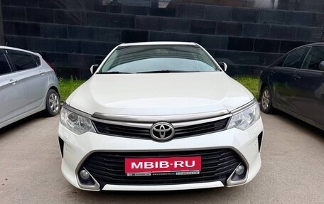 Toyota Camry, 2016 год, 2 349 000 рублей, 5 фотография