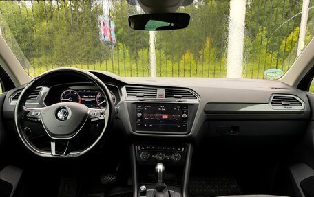 Volkswagen Tiguan II, 2018 год, 2 649 000 рублей, 10 фотография
