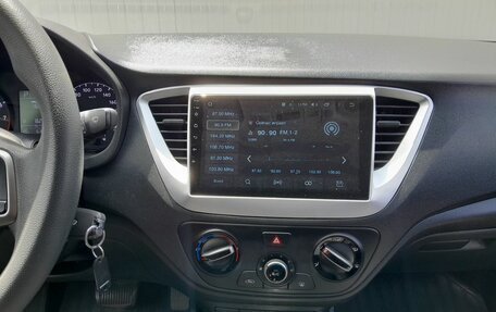 Hyundai Solaris II рестайлинг, 2018 год, 1 449 000 рублей, 12 фотография
