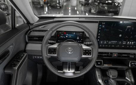 Toyota RAV4, 2026 год, 4 100 000 рублей, 11 фотография