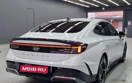 Hyundai Sonata VIII, 2024 год, 2 200 000 рублей, 2 фотография