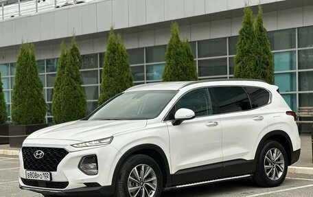 Hyundai Santa Fe III рестайлинг, 2018 год, 2 295 000 рублей, 3 фотография