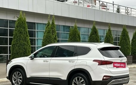 Hyundai Santa Fe III рестайлинг, 2018 год, 2 295 000 рублей, 4 фотография