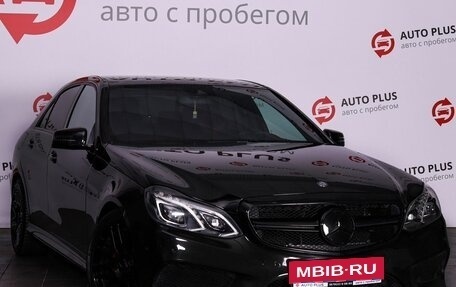 Mercedes-Benz E-Класс, 2015 год, 1 850 000 рублей, 1 фотография