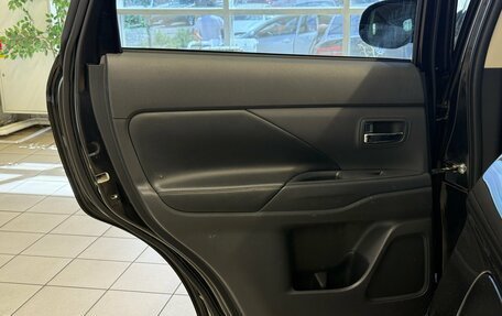 Mitsubishi Outlander III рестайлинг 3, 2012 год, 1 399 000 рублей, 15 фотография