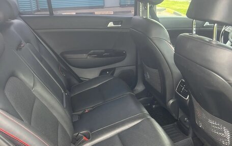 KIA Sportage IV рестайлинг, 2020 год, 1 990 000 рублей, 10 фотография