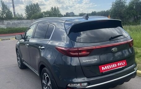 KIA Sportage IV рестайлинг, 2020 год, 1 990 000 рублей, 6 фотография