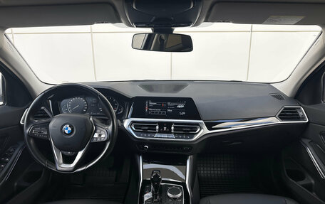 BMW 3 серия, 2020 год, 3 500 000 рублей, 10 фотография