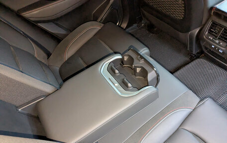 Geely Tugella FY11, 2024 год, 3 440 000 рублей, 21 фотография