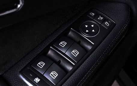Mercedes-Benz E-Класс, 2015 год, 1 850 000 рублей, 17 фотография
