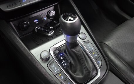 Hyundai Kona I, 2022 год, 1 430 000 рублей, 9 фотография