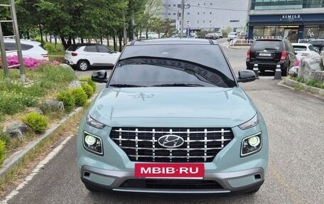 Hyundai Venue I, 2022 год, 1 350 000 рублей, 2 фотография