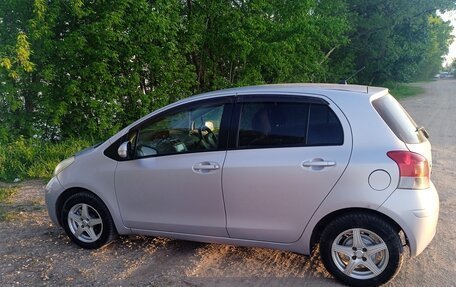 Toyota Vitz, 2010 год, 580 000 рублей, 3 фотография