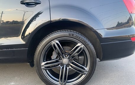 Audi Q7, 2011 год, 1 995 000 рублей, 3 фотография