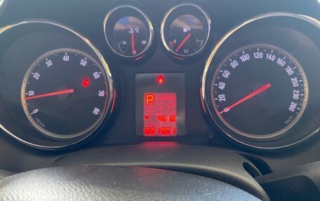 Opel Astra J, 2011 год, 590 000 рублей, 9 фотография
