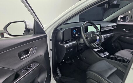Hyundai Kona, 2023 год, 1 720 000 рублей, 10 фотография