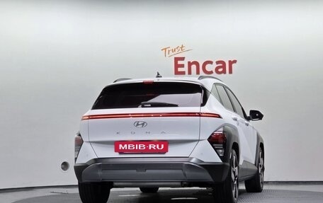 Hyundai Kona, 2023 год, 1 720 000 рублей, 4 фотография