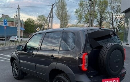 Chevrolet Niva I рестайлинг, 2007 год, 600 000 рублей, 3 фотография