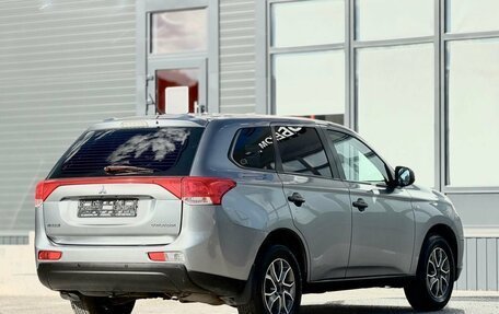Mitsubishi Outlander III рестайлинг 3, 2012 год, 1 285 000 рублей, 2 фотография