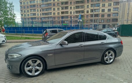 BMW 5 серия, 2010 год, 1 450 000 рублей, 18 фотография