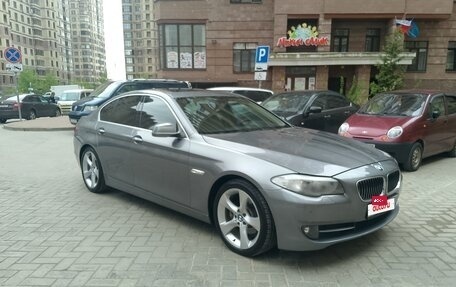 BMW 5 серия, 2010 год, 1 450 000 рублей, 13 фотография
