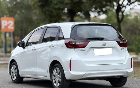 Honda Fit, 2023 год, 1 080 000 рублей, 8 фотография