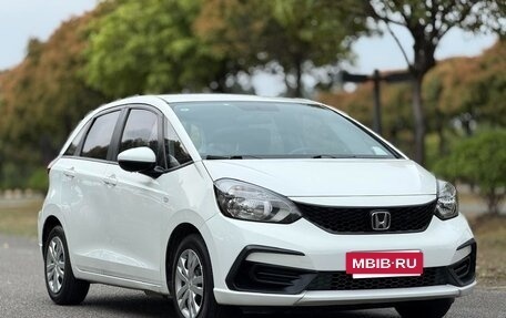 Honda Fit, 2023 год, 1 103 000 рублей, 3 фотография