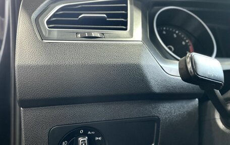 Volkswagen Tiguan II, 2017 год, 2 149 900 рублей, 11 фотография