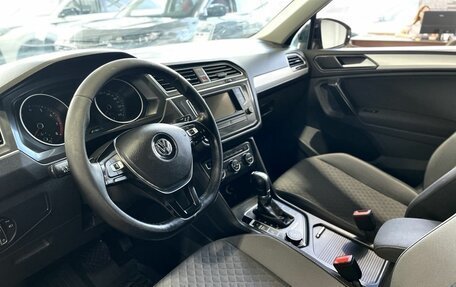 Volkswagen Tiguan II, 2017 год, 2 149 900 рублей, 13 фотография