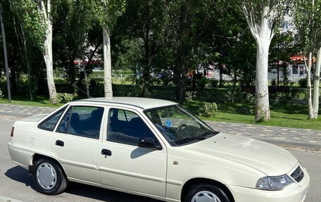 Daewoo Nexia I рестайлинг, 2012 год, 275 000 рублей, 24 фотография