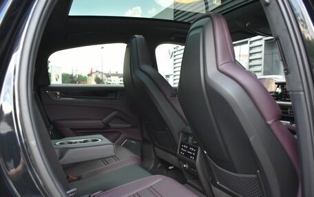 Porsche Cayenne III, 2026 год, 26 300 000 рублей, 25 фотография
